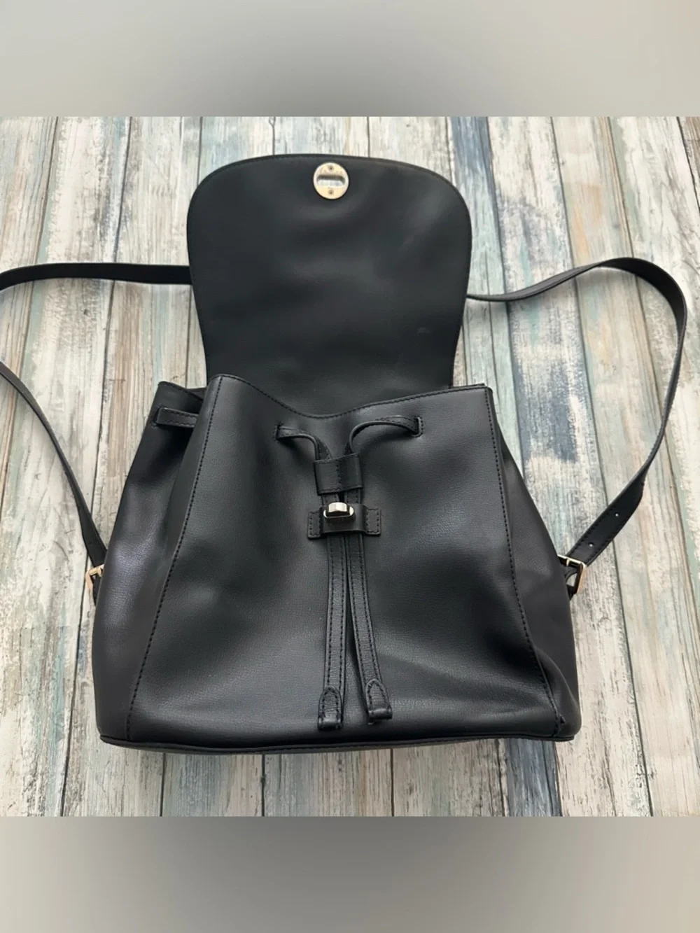 MICHAEL Michael Kors Leather Rivington MD Backpack Turn Lock 38T8XR6B2L Black